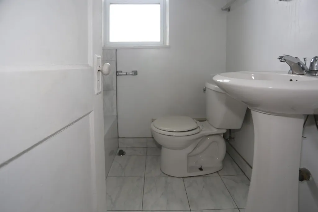 951 W Cornelia Ave, ,  60657, USA 60657-unit#1C-Chicago-IL