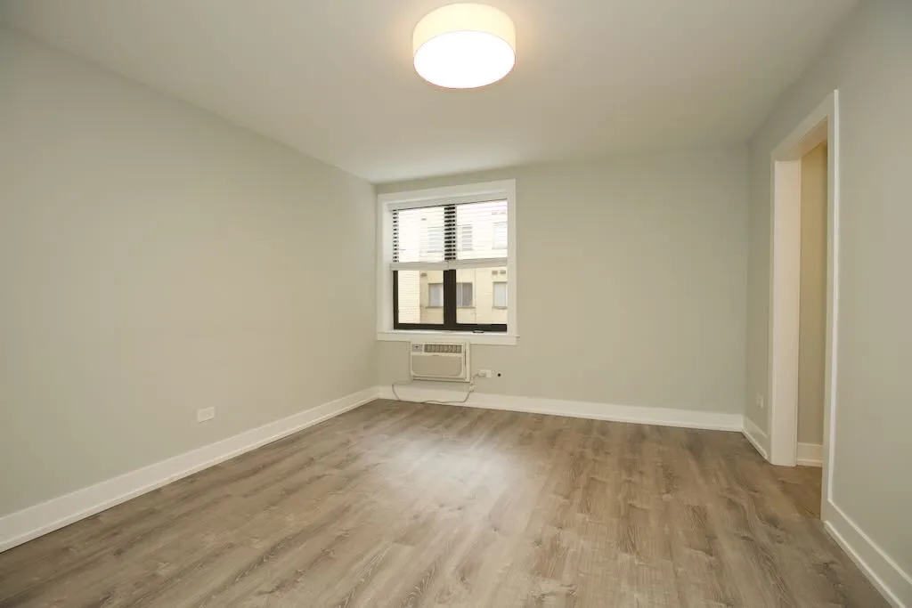 445 W Barry Ave, ,  60657, USA 60657-unit#321-Chicago-IL
