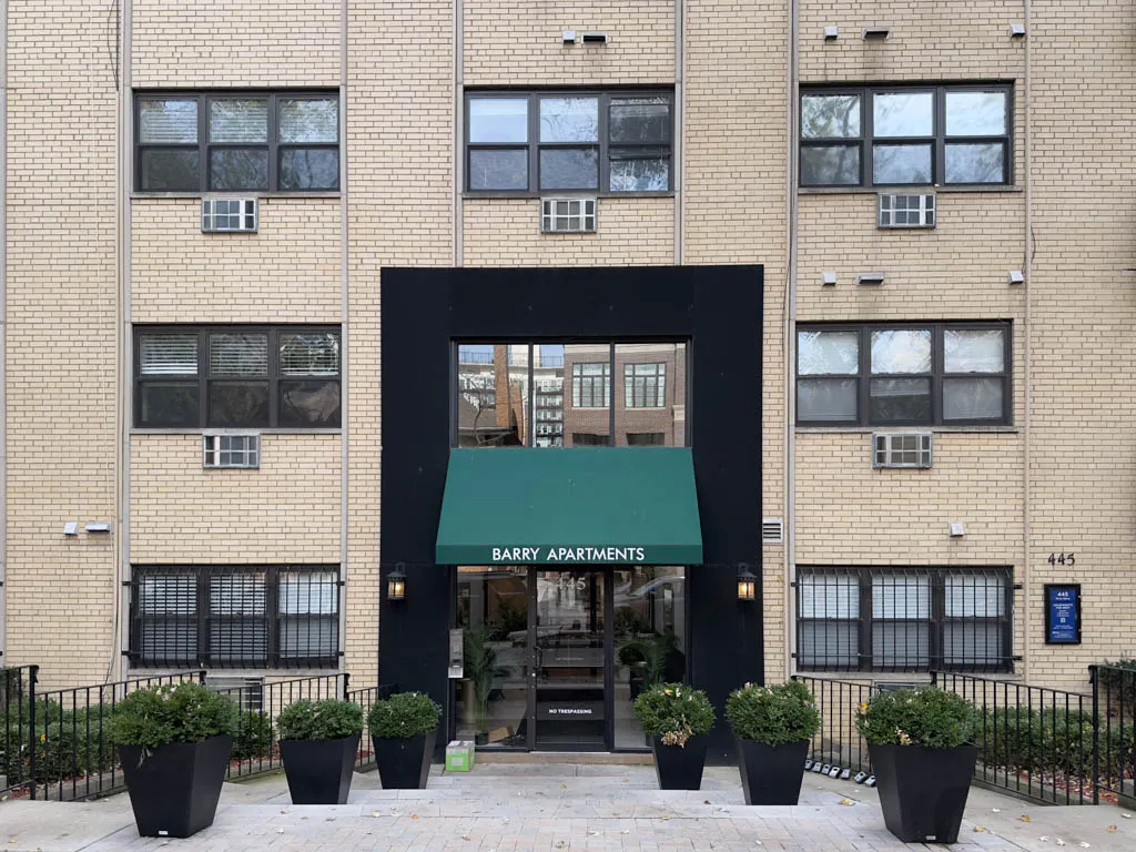 445 W Barry Ave, ,  60657, USA 60657-unit#323-Chicago-IL
