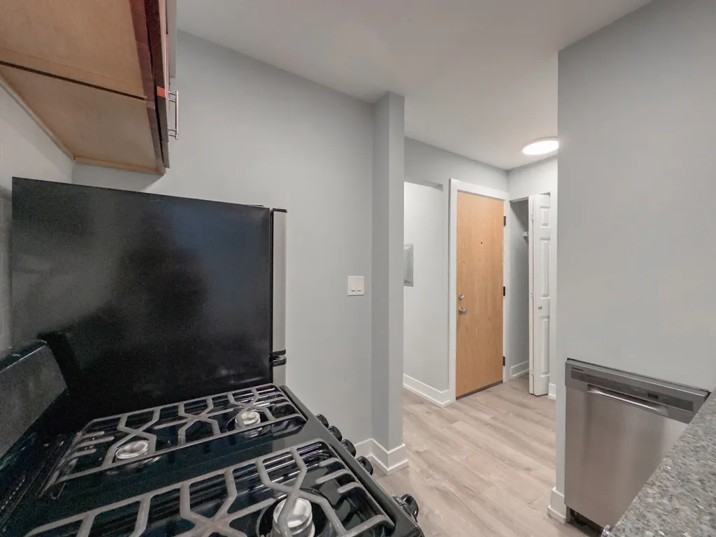 445 W Barry Ave, ,  60657, USA 60657-unit#323-Chicago-IL