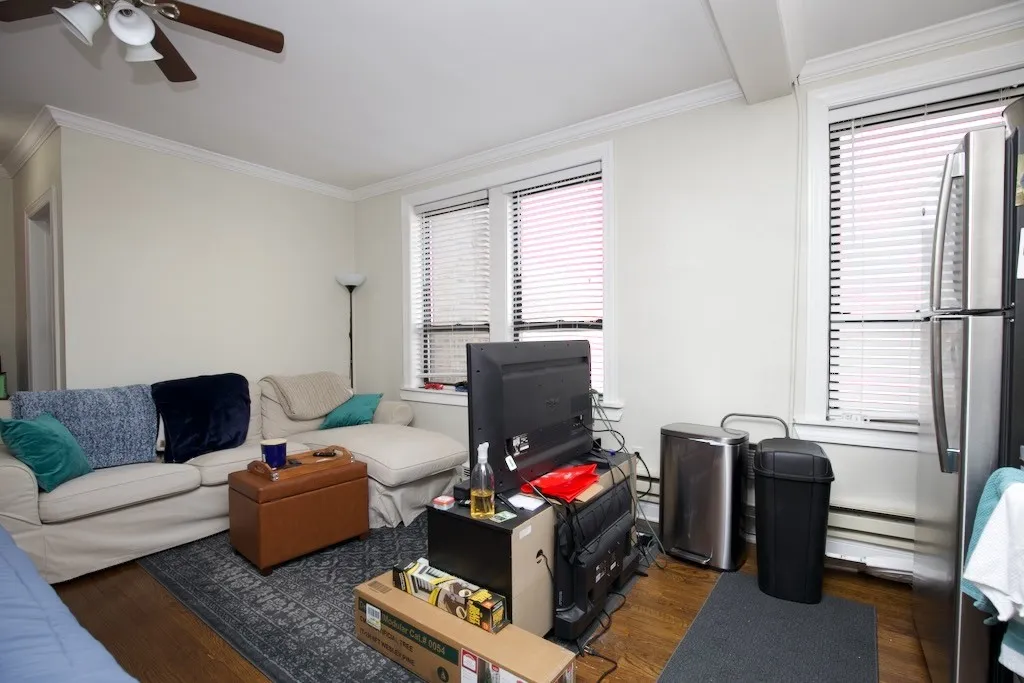 3345 N Marshfield Ave, , 60657, USA 60657-unit#205-Chicago-IL