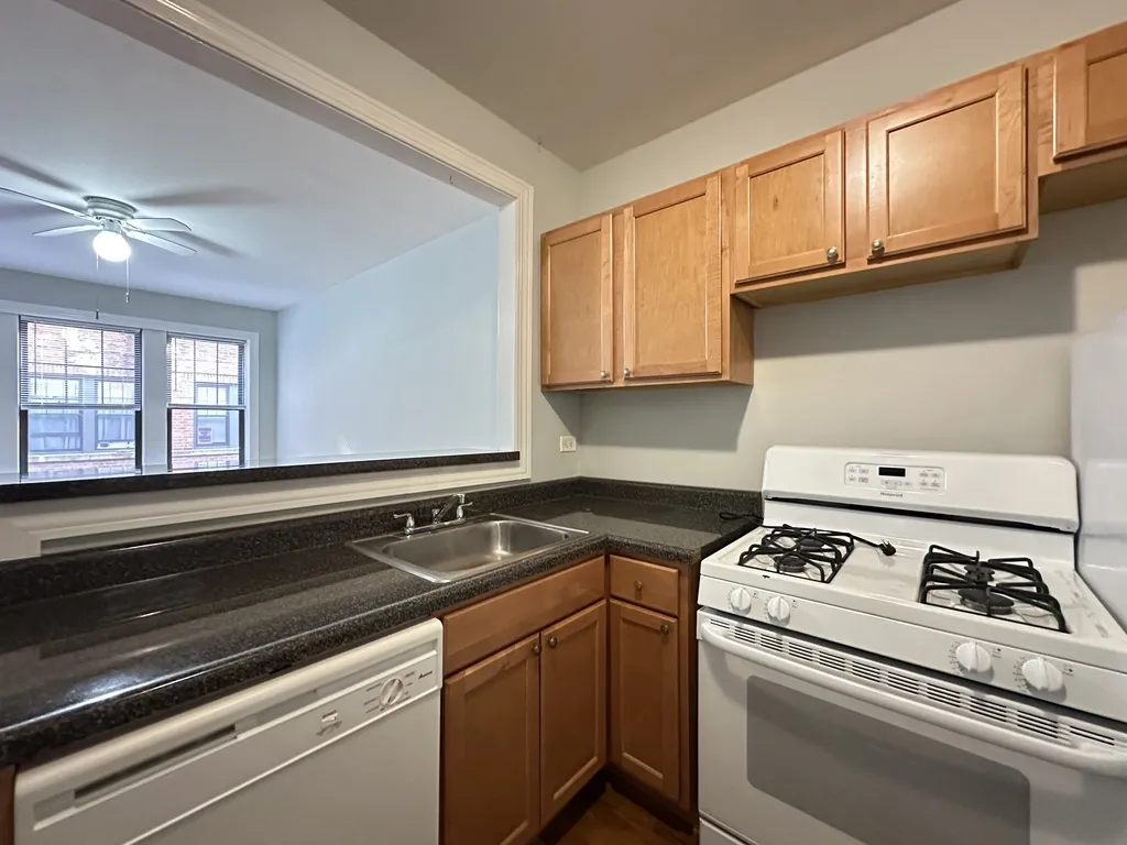 4415 N Wolcott Ave, ,  60640, USA 60640-unit#1A-Chicago-IL