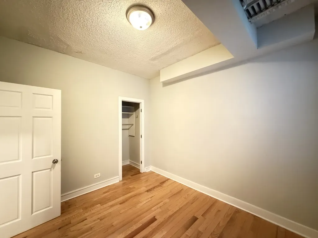 546 W Surf St, ,  60657, USA 60657-unit#G-Chicago-IL