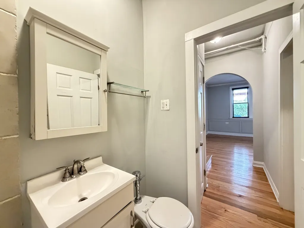 546 W Surf St, ,  60657, USA 60657-unit#G-Chicago-IL