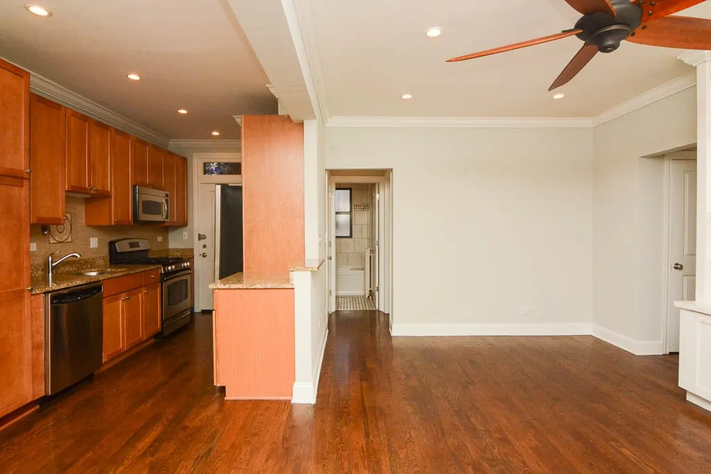 742 W Addison St, ,  60613, USA 60613-unit#1N-Chicago-IL