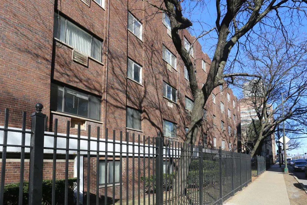 1040 W Hollywood Ave, , 60660, USA 60660-unit#205-Chicago-IL