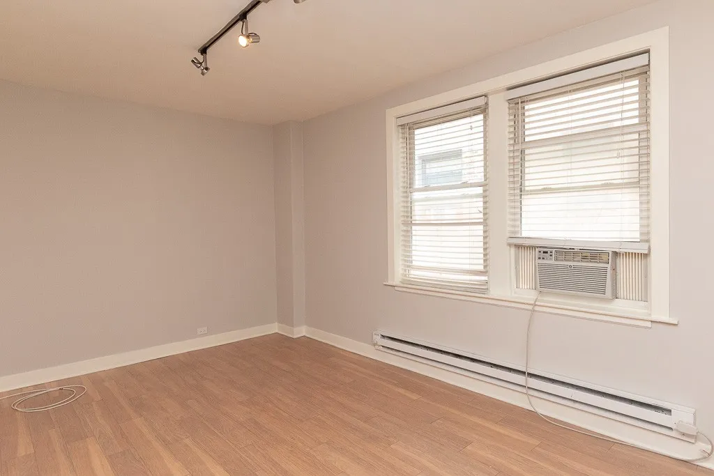 511 W Belmont Ave, , 60657, USA 60657-unit#46-Chicago-IL