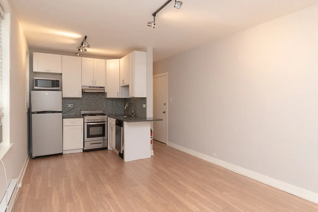 511 W Belmont Ave, , 60657, USA 60657-unit#46-Chicago-IL