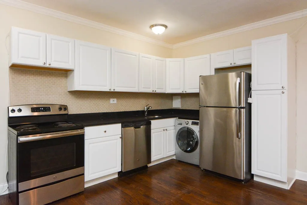 3345 N Marshfield Ave, ,  60657, USA 60657-unit#308-Chicago-IL
