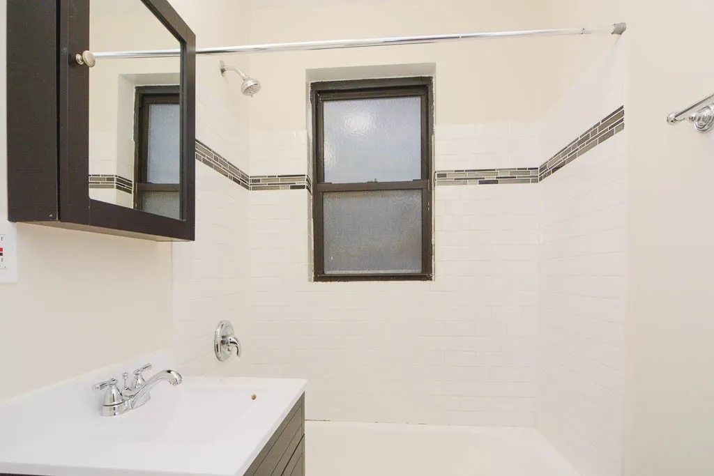 3345 N Marshfield Ave, ,  60657, USA 60657-unit#308-Chicago-IL