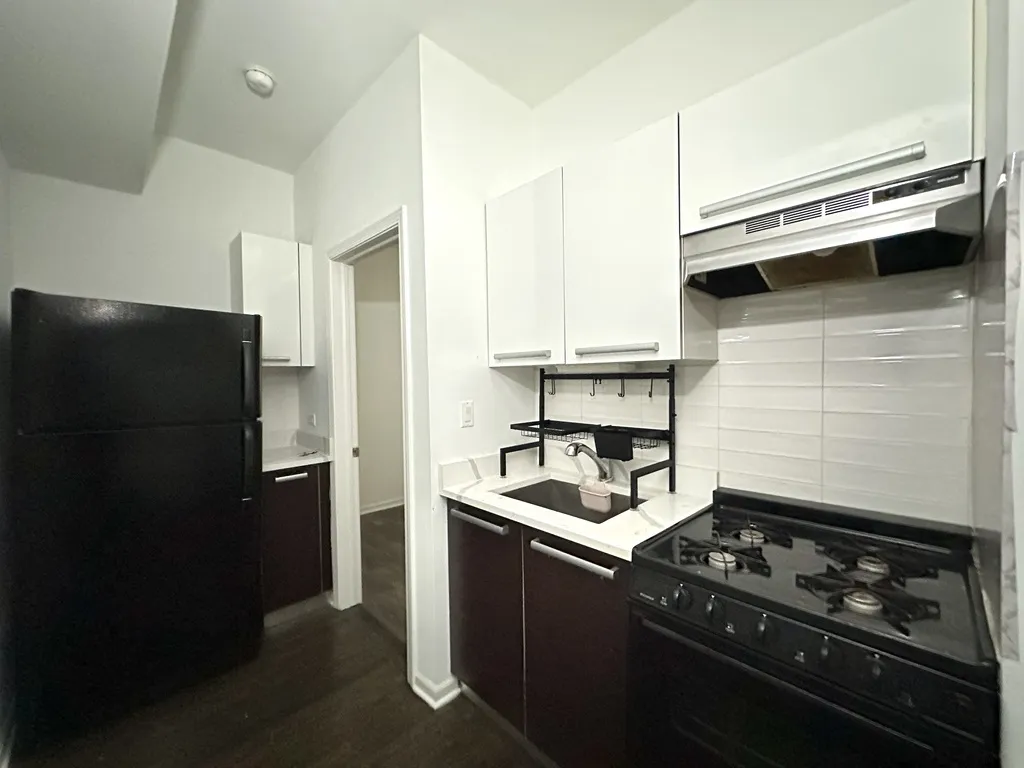 5054 N Winthrop Ave, ,  60640, USA 60640-unit#211-Chicago-IL