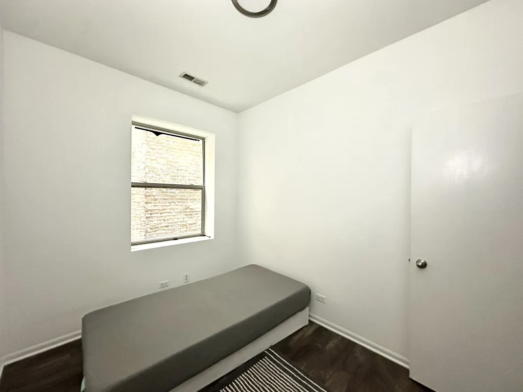 5054 N Winthrop Ave, ,  60640, USA 60640-unit#211-Chicago-IL