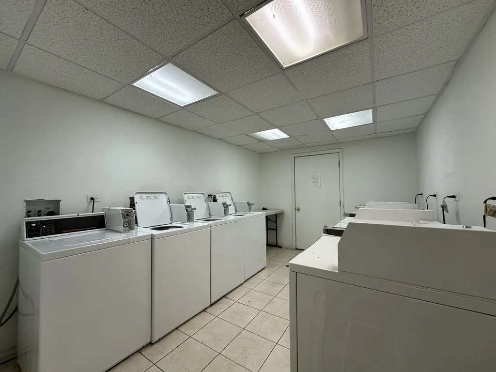 5054 N Winthrop Ave, ,  60640, USA 60640-unit#211-Chicago-IL