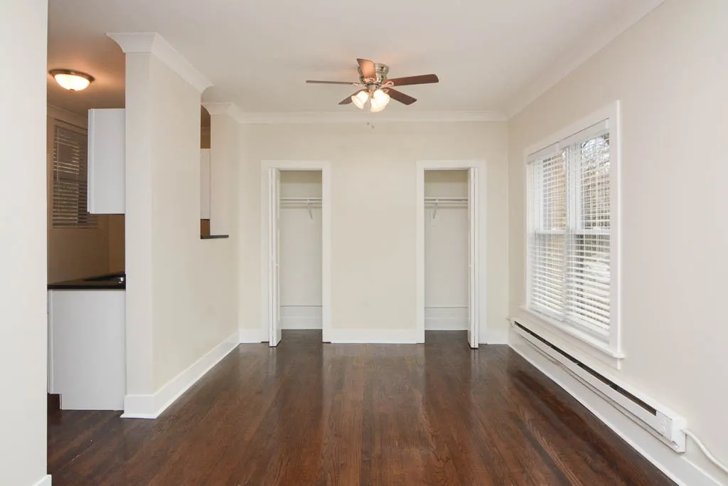 724 W Roscoe St, ,  60657, USA 60657-unit#1S-Chicago-IL