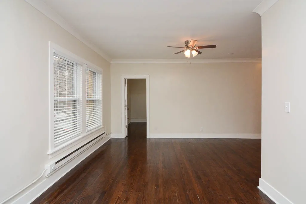 724 W Roscoe St, ,  60657, USA 60657-unit#1S-Chicago-IL