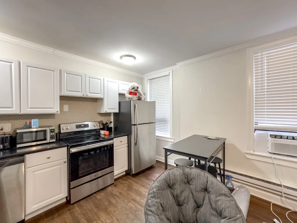 3345 N Marshfield Ave, ,  60657, USA 60657-unit#201-Chicago-IL