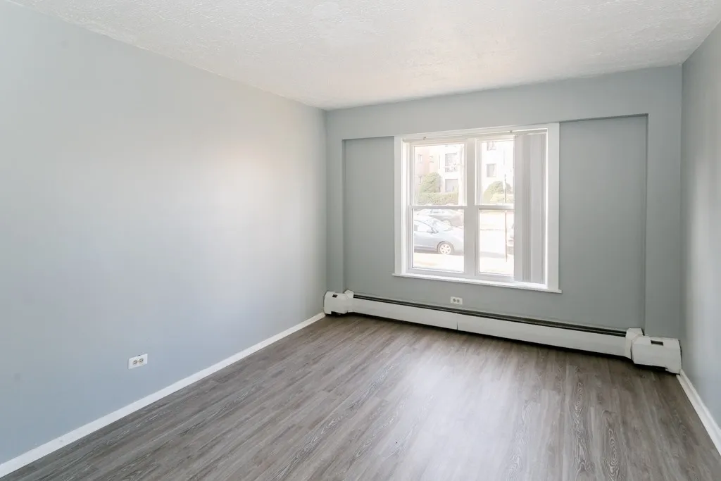 7333 N Ridge Blvd, ,  60645, USA 60645-unit#105-Chicago-IL