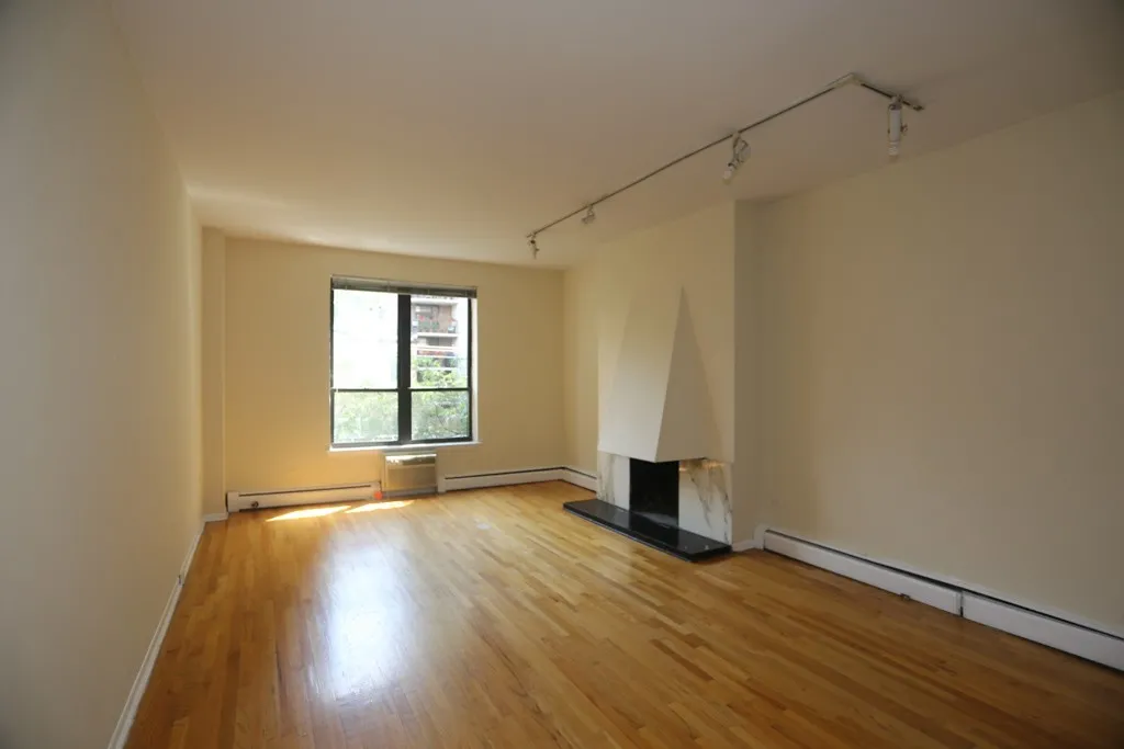 1425 N Dearborn St, ,  60610, USA 60610-unit#3C-Chicago-IL