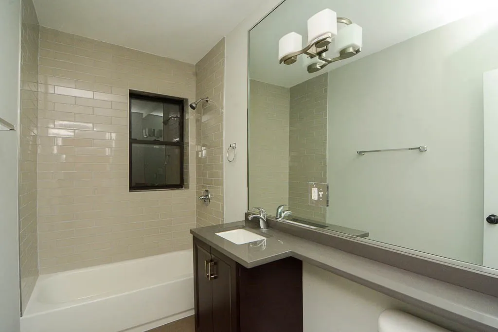 713 W Brompton Ave, ,  60657, USA 60657-unit#57-Chicago-IL