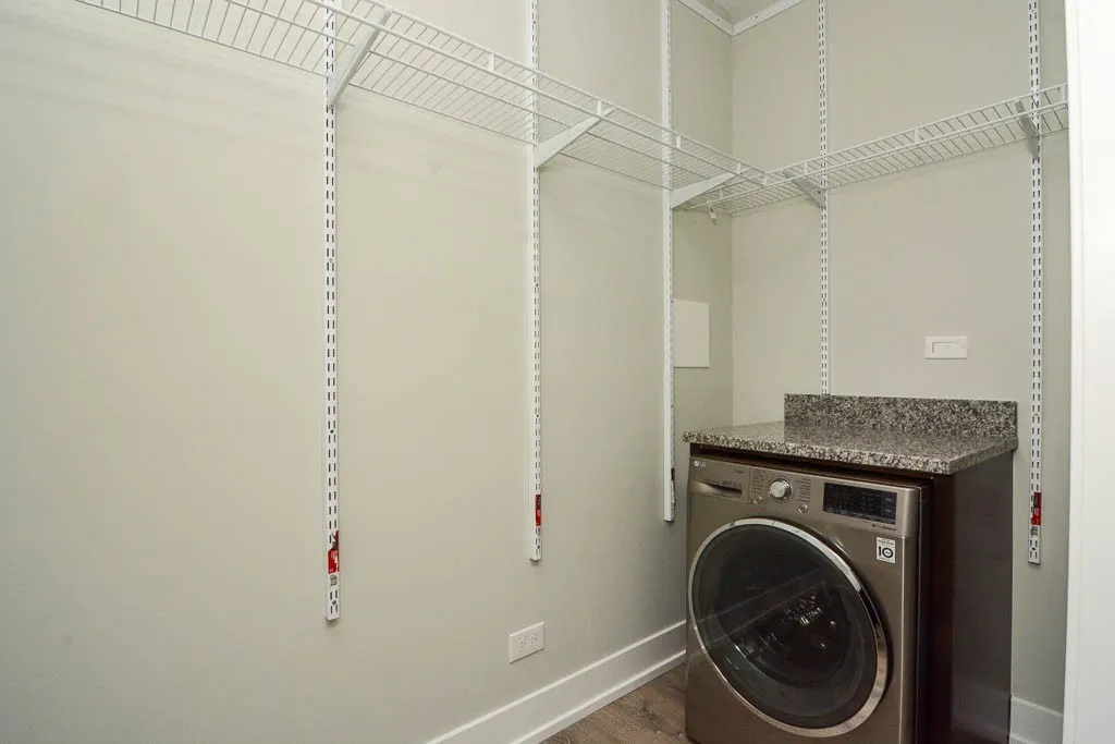 713 W Brompton Ave, ,  60657, USA 60657-unit#57-Chicago-IL