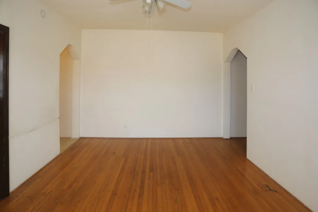 1212 W Thorndale Ave, ,  60660, USA 60626-unit#4-Chicago-IL
