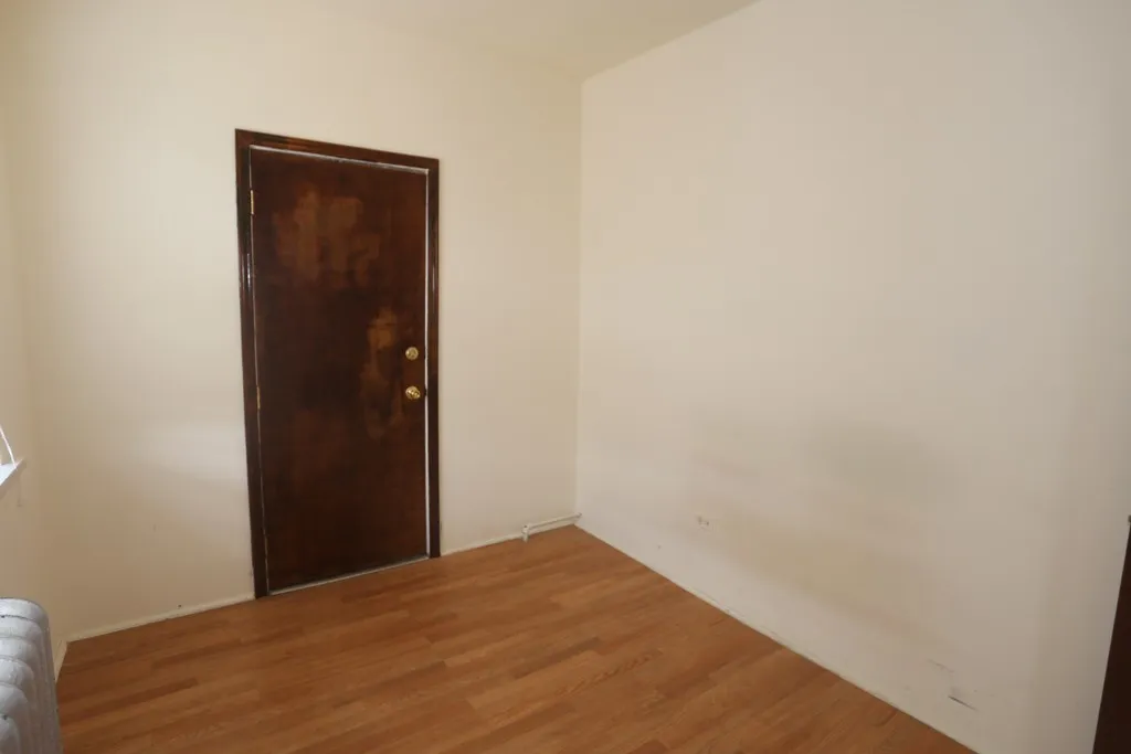 1212 W Thorndale Ave, ,  60660, USA 60626-unit#4-Chicago-IL