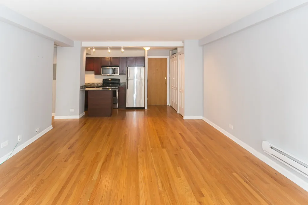 4180 N Marine Dr, , 60613, USA 60613-unit#303-Chicago-IL