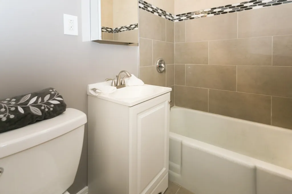 439 W Melrose St, , 60657, USA 60657-unit#1C-Chicago-IL