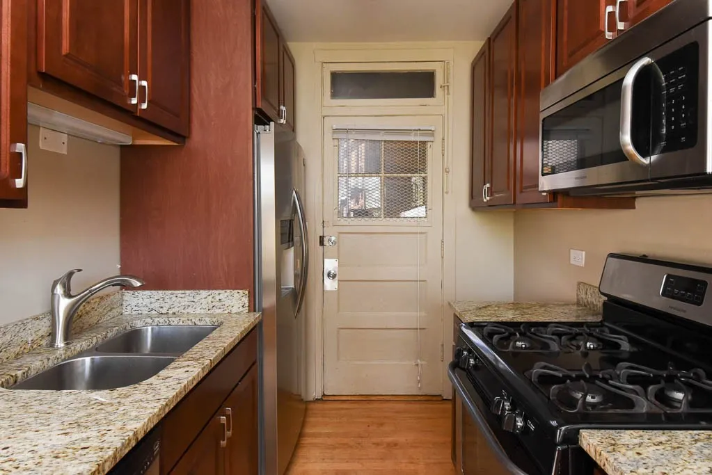 2100 W Ainslie St, ,  60625, USA 60625-unit#2E-Chicago-IL