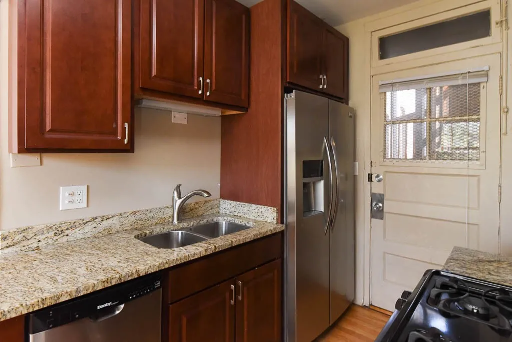 2100 W Ainslie St, ,  60625, USA 60625-unit#2E-Chicago-IL