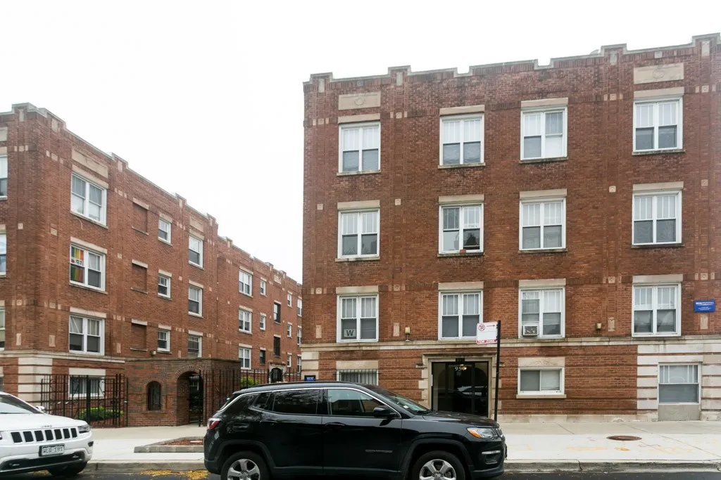 957 W Cornelia Ave, , 60657, USA 60657-unit#2A-Chicago-IL