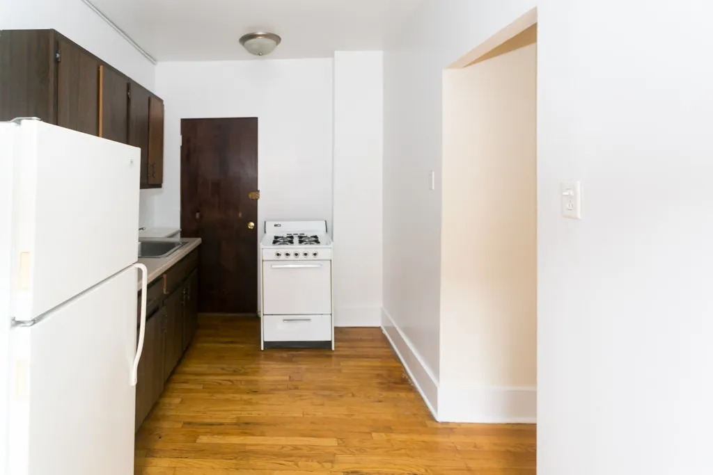 957 W Cornelia Ave, ,  60657, USA 60657-unit#2A-Chicago-IL