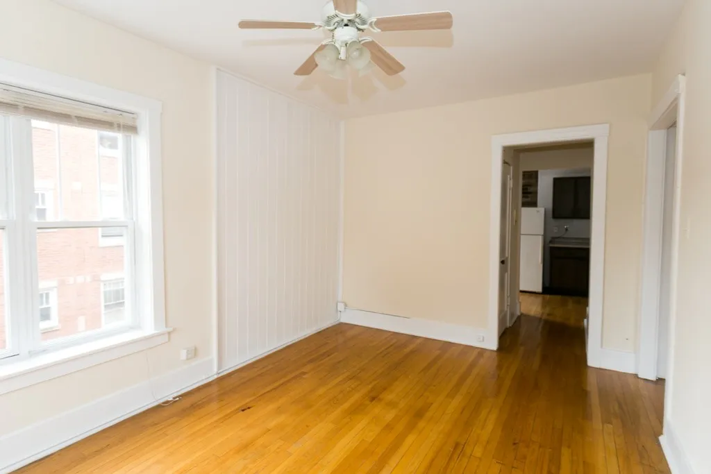 957 W Cornelia Ave, ,  60657, USA 60657-unit#2A-Chicago-IL