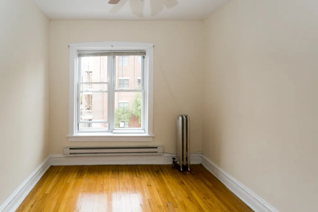 957 W Cornelia Ave, ,  60657, USA 60657-unit#2A-Chicago-IL
