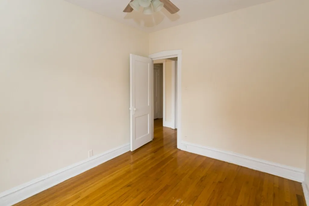 957 W Cornelia Ave, ,  60657, USA 60657-unit#2A-Chicago-IL