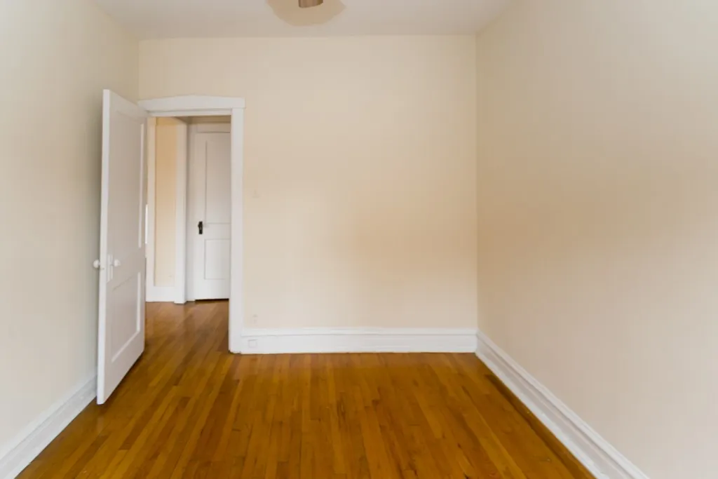 957 W Cornelia Ave, ,  60657, USA 60657-unit#2A-Chicago-IL