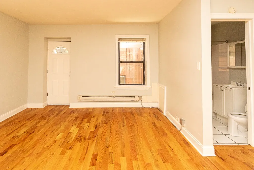 1347 N Dearborn St, ,  60610, USA 60610-unit#207-Chicago-IL