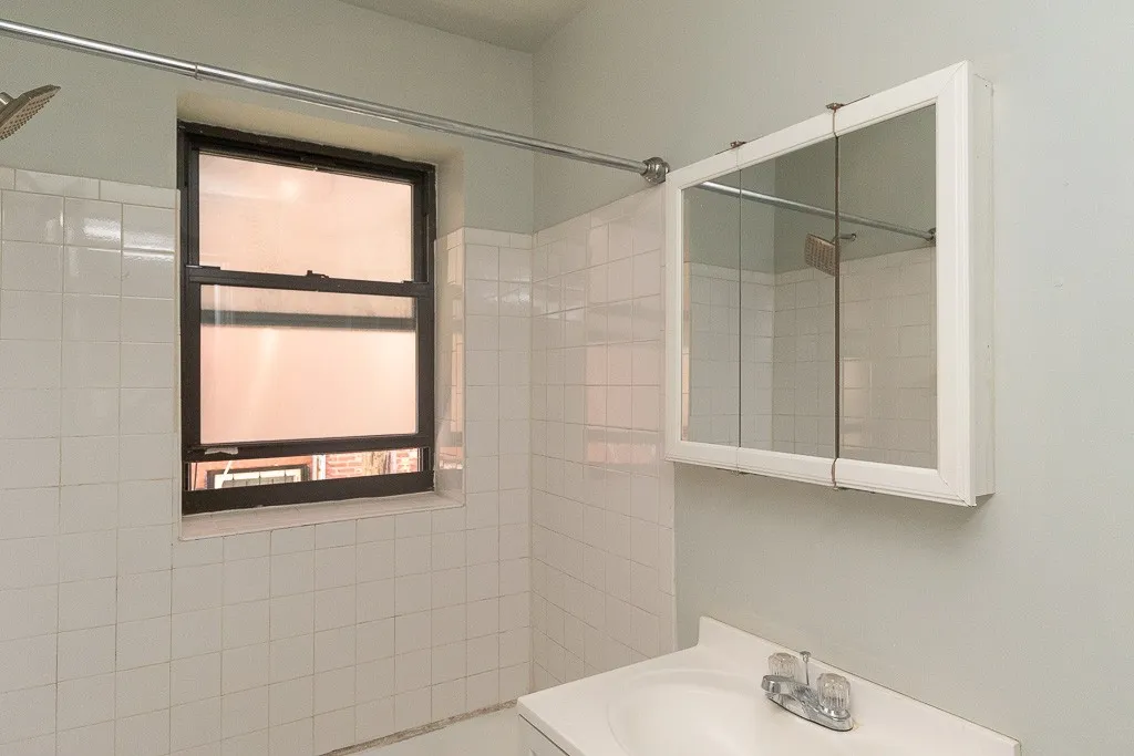 1347 N Dearborn St, ,  60610, USA 60610-unit#207-Chicago-IL