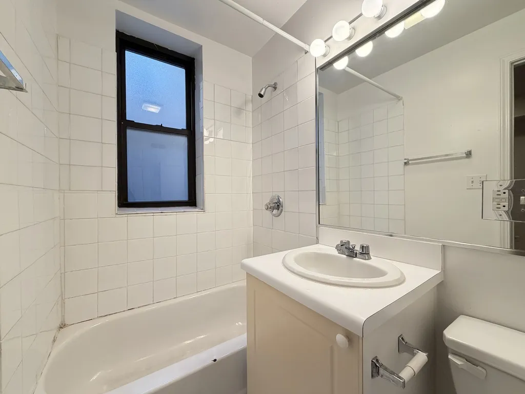 917 W Dakin St, ,  60613, USA 60613-unit#203-Chicago-IL