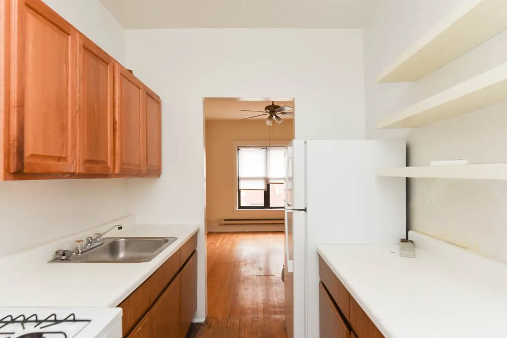 829 W Waveland Ave, , 60613, USA 60613-unit#2N-Chicago-IL