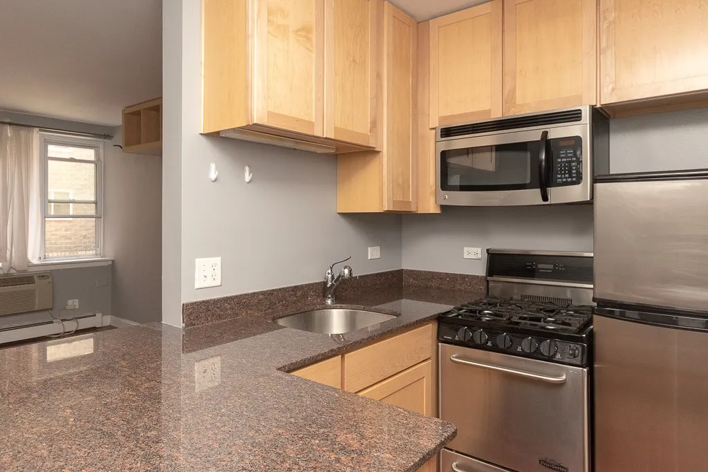 625 W Wrightwood Ave, ,  60614, USA 60614-unit#214-Chicago-IL