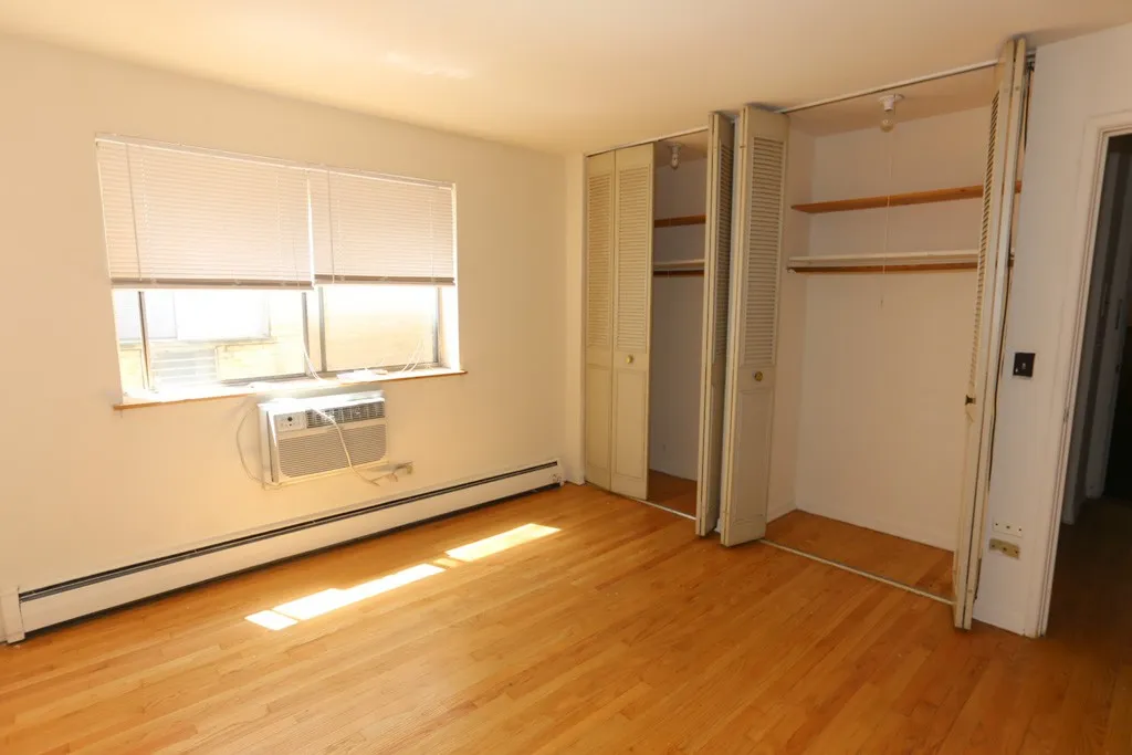 510 W Briar Pl, ,  60657, USA 60657-unit#209-Chicago-IL