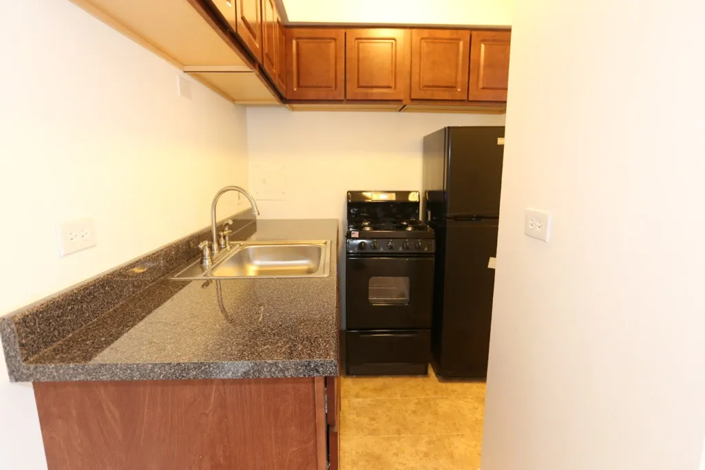 1040 W Hollywood Ave, ,  60660, USA 60660-unit#412-Chicago-IL