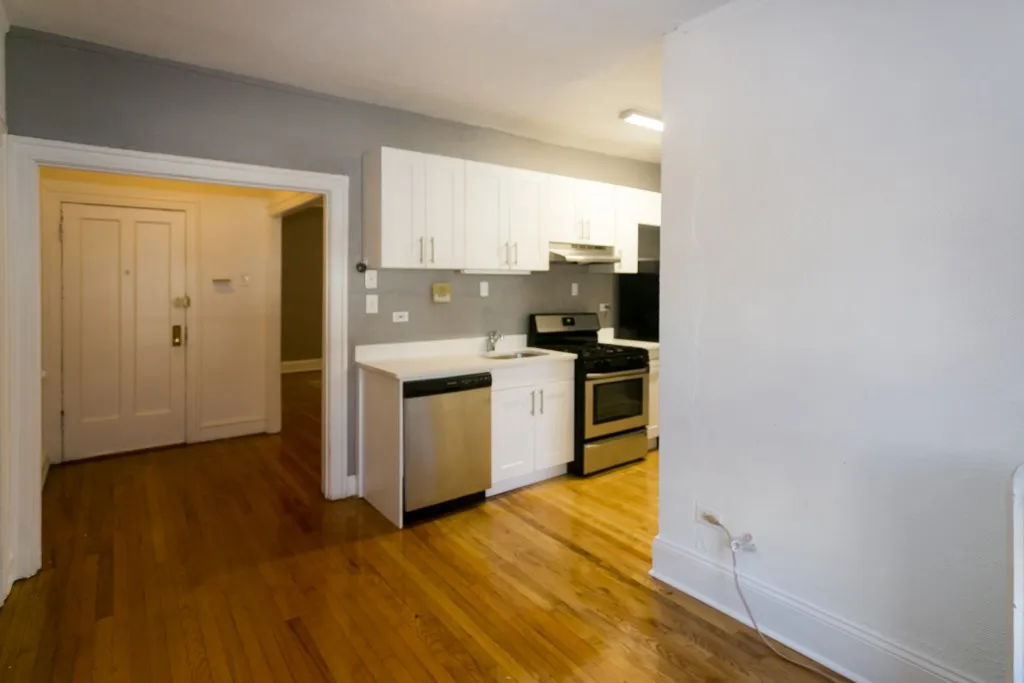 633 W Cornelia Ave, ,  60657, USA 60657-unit#1E-Chicago-IL