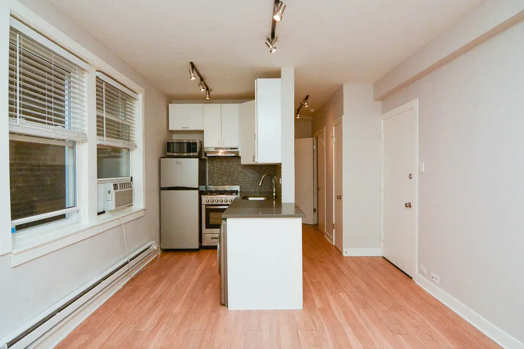 511 W Belmont Ave, ,  60657, USA 60657-unit#23-Chicago-IL