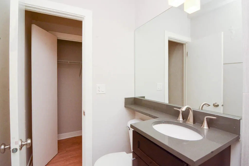 511 W Belmont Ave, ,  60657, USA 60657-unit#23-Chicago-IL