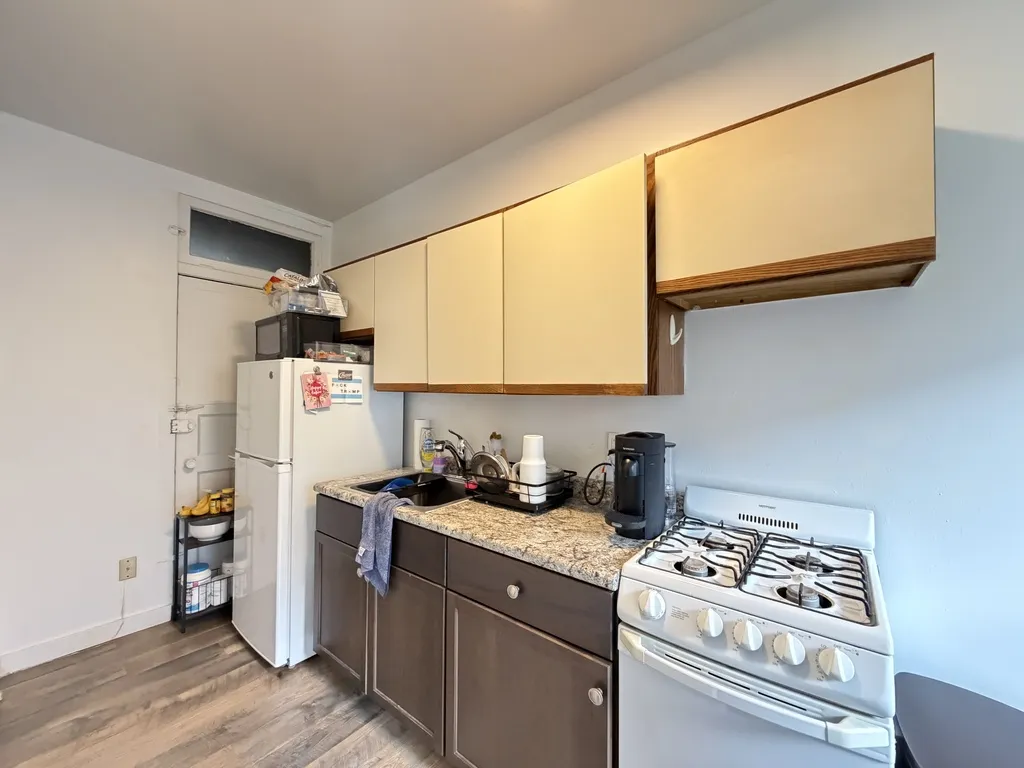 3032 N Halsted St, ,  60657, USA 60657-unit#2D-Chicago-IL