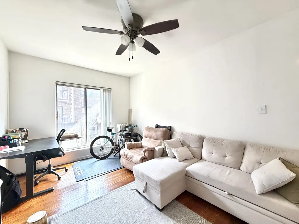 3032 N Halsted St, ,  60657, USA 60657-unit#2D-Chicago-IL