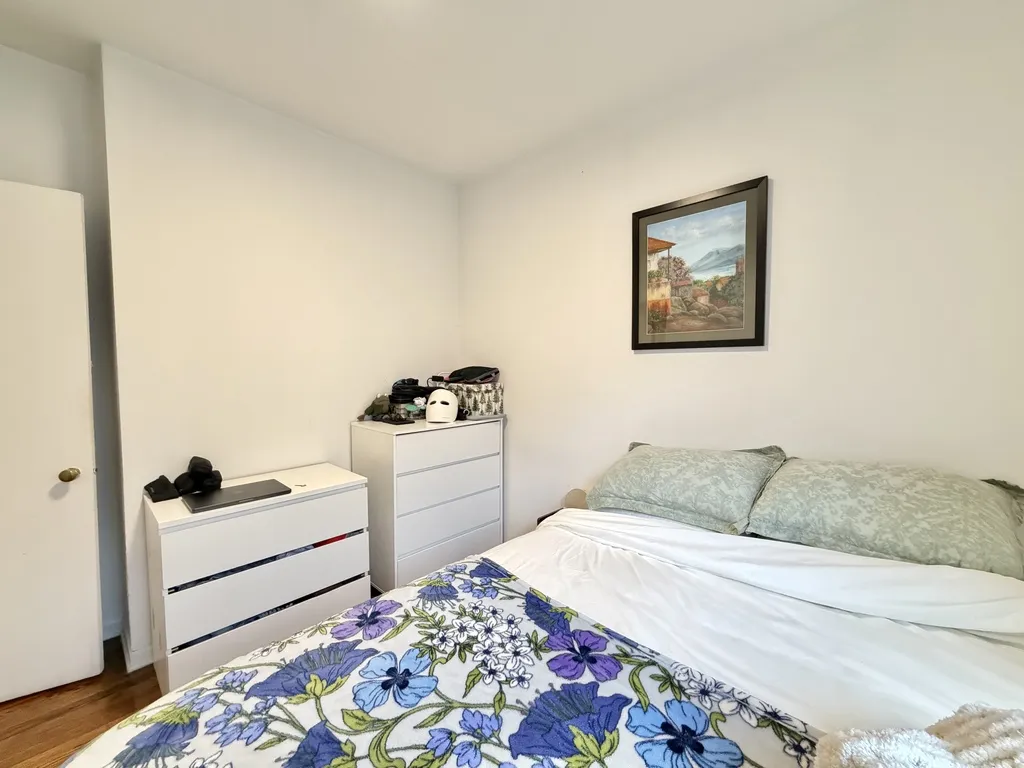 3032 N Halsted St, ,  60657, USA 60657-unit#2D-Chicago-IL