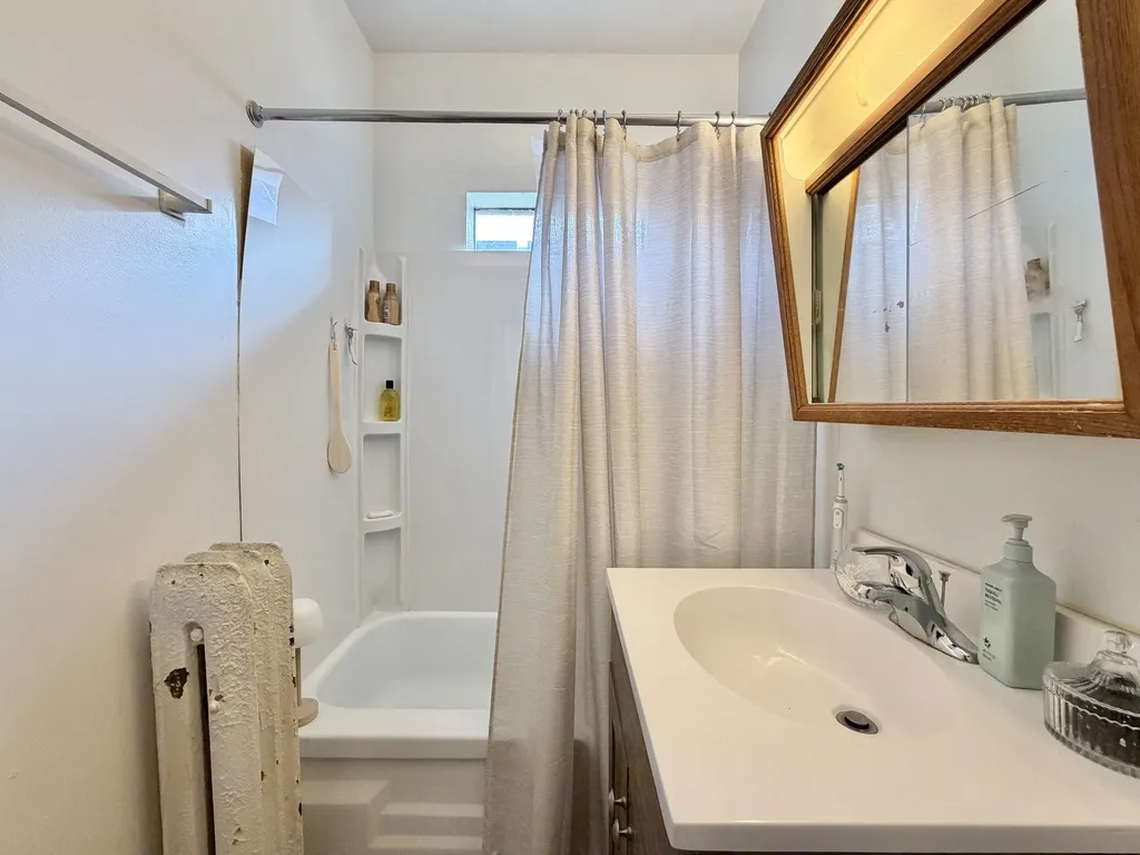 3032 N Halsted St, ,  60657, USA 60657-unit#2D-Chicago-IL
